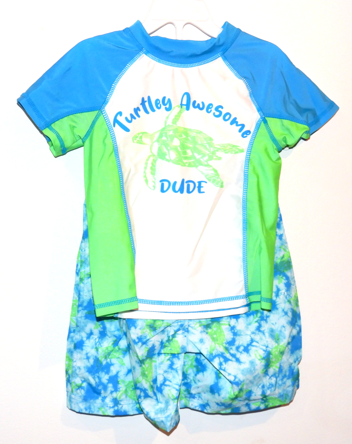 Turtley Awesome Rashguard Set