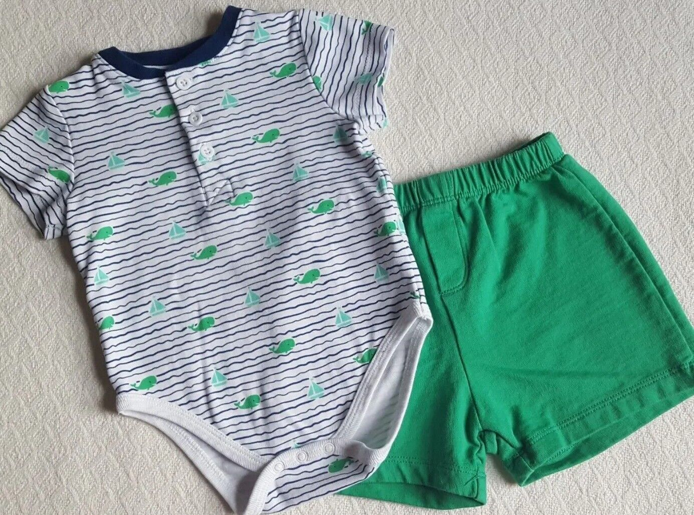 Waves Short set  Green