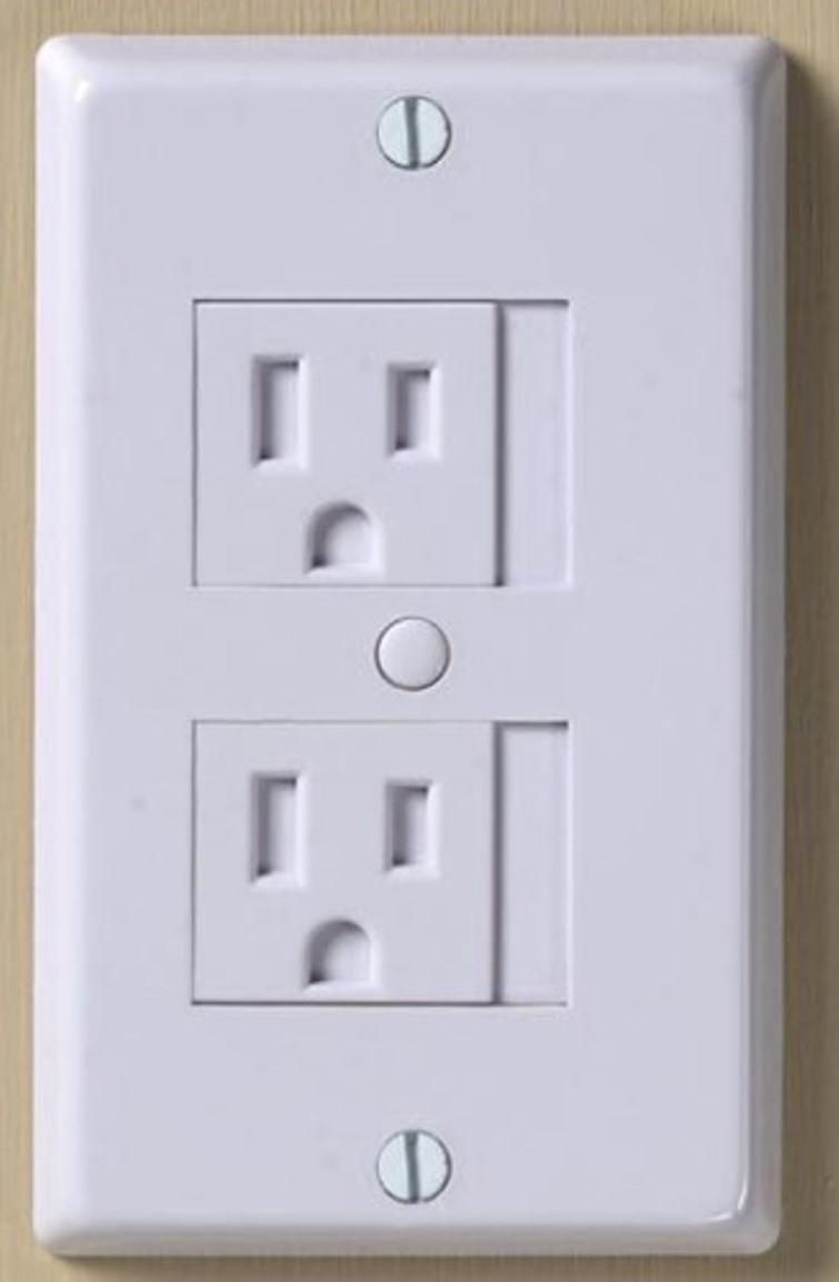 UNIVERSAL OUTLET COVER