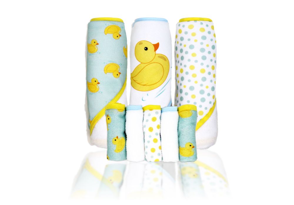 8 PC HOODED TOWEL SET- DUCKIES