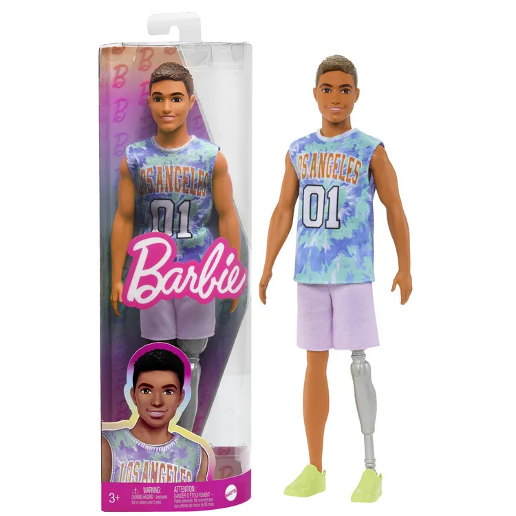KEN FASHIONISTA DOLL - SPORTY