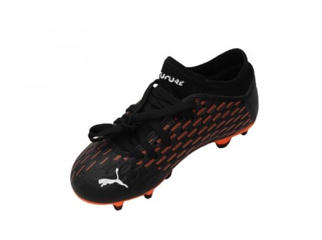 SOCCER SHOES ORANGE